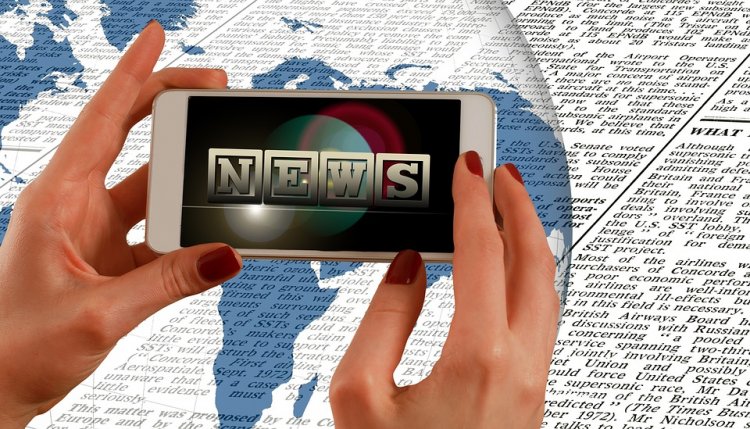 Los periodistas participarán la discusión online que sus noticias generan