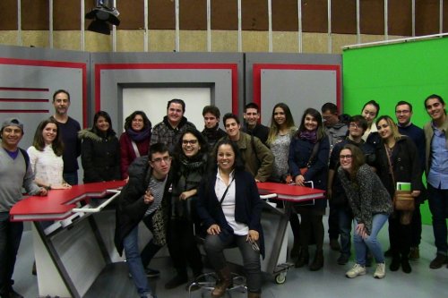 Encert a la Ràdio en uno de los platós de la Facultad de Ciencias de Comunicación.