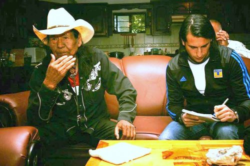 El libro recupera episodios inéditos de la vida de Chakoka Anico