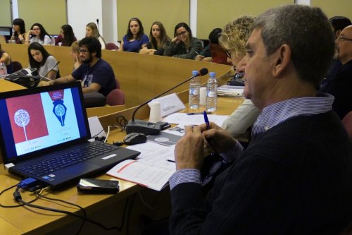 Estudiantes de la Facultad de Ciencias de la Comunicación y del Máster en Periodismo de Viajes en el Taller de Información Ambiental para Periodistas.